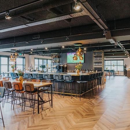 Hotel Sportsbar & Brasserie Dorhout Mees 比丁赫伊曾 外观 照片