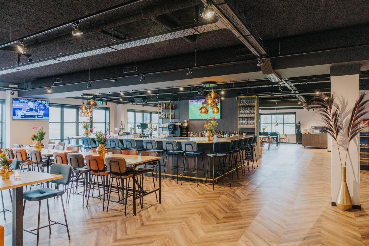 Hotel Sportsbar & Brasserie Dorhout Mees 比丁赫伊曾 外观 照片