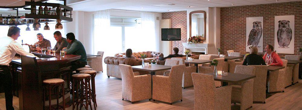 Hotel Sportsbar & Brasserie Dorhout Mees 比丁赫伊曾 外观 照片