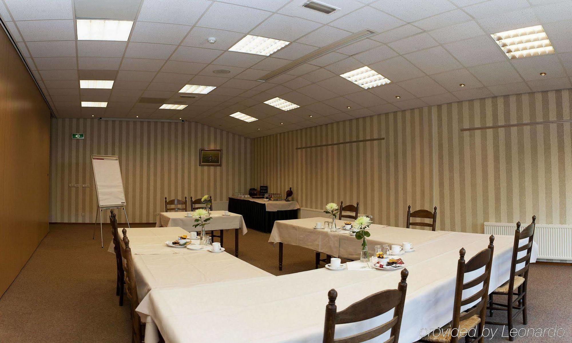 Hotel Sportsbar & Brasserie Dorhout Mees 比丁赫伊曾 外观 照片